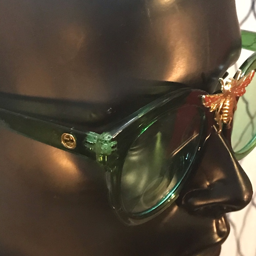 Green bee sunglasses